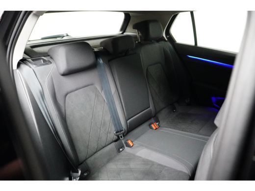 Volkswagen Golf 1.4 eHybrid 204PK PHEV | NAVIGATIE |  CAMERA | MEMORY STOEL | CRUISE CONTROL | 17INCH | FULL LED ActivLease financial lease