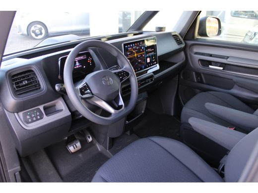 Volkswagen ID. Buzz Cargo Cargo Bulli edition 79 kWh | 286 pk | Trekhaak | Achterdeuren | 19" Velgen 'Tilburg' | Navi | Cru... ActivLease financial lease