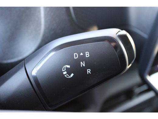 Volkswagen ID. Buzz Cargo Cargo Bulli edition 79 kWh | 286 pk | Trekhaak | Achterdeuren | 19" Velgen 'Tilburg' | Navi | Cru... ActivLease financial lease