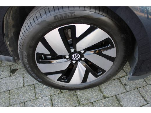 Volkswagen ID. Buzz Cargo Cargo Bulli edition 79 kWh | 286 pk | Trekhaak | Achterdeuren | 19" Velgen 'Tilburg' | Navi | Cru... ActivLease financial lease