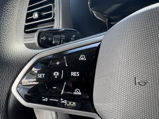 Volkswagen ID. Buzz Cargo Cargo Achteruitrijcamera | verwarmbare voorruit | draadloos app connect | trekhaak ActivLease financial lease