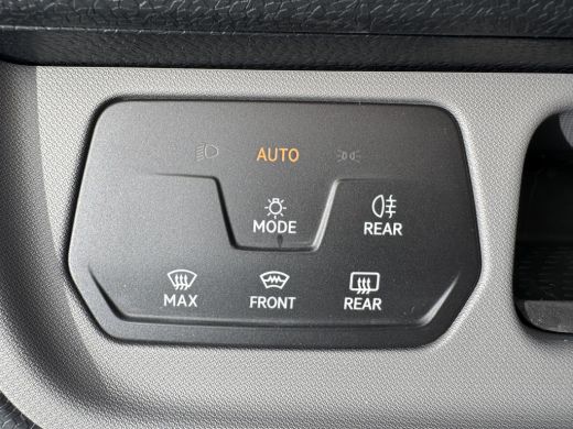 Volkswagen ID. Buzz Cargo Cargo Achteruitrijcamera | verwarmbare voorruit | draadloos app connect | trekhaak ActivLease financial lease