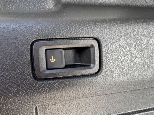 Volkswagen ID. Buzz Cargo Cargo Achteruitrijcamera | verwarmbare voorruit | draadloos app connect | trekhaak ActivLease financial lease