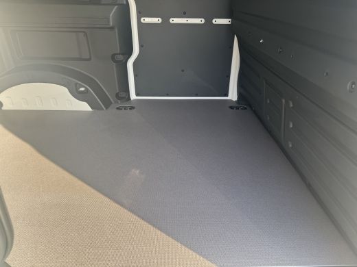 Volkswagen ID. Buzz Cargo Cargo Achteruitrijcamera | verwarmbare voorruit | draadloos app connect | trekhaak ActivLease financial lease