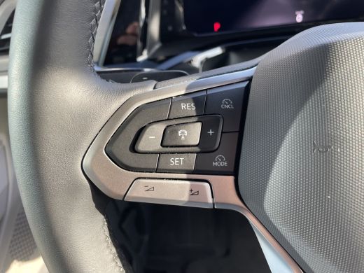 Volkswagen Multivan 1.5 eHybrid L2 4Motion | 7 Zits | Panoramadak ActivLease financial lease