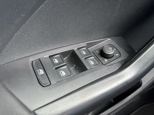 Volkswagen T-Cross 1.0 TSI Life | A-Clima | Camera | PDC | ActivLease financial lease