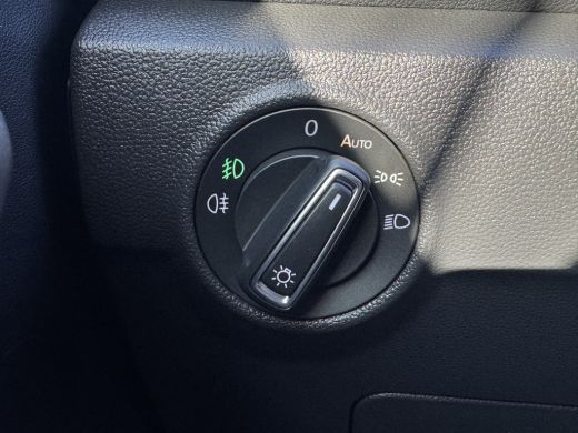 Volkswagen T-Roc 1.5 TSI 150PK SPORT TREKHAAK/NAVI/VIRTUAL ActivLease financial lease