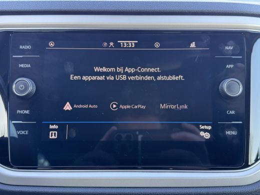 Volkswagen T-Roc 1.5 TSI 150PK SPORT TREKHAAK/NAVI/VIRTUAL ActivLease financial lease