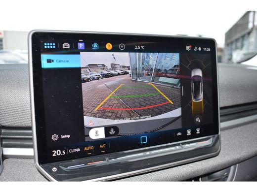 Volkswagen T-Roc Life First Edition Inclusief &euro;2000,- inruilvoordeel | 'App-Connect' draadloze smartphone integrat... ActivLease financial lease