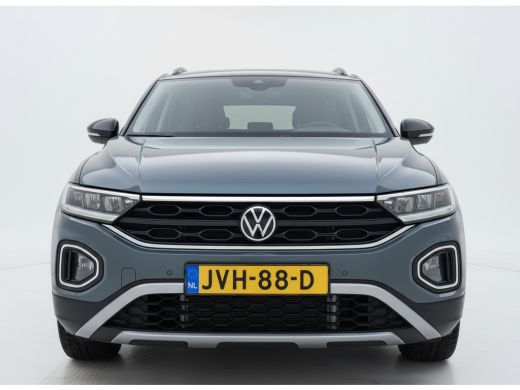 Volkswagen T-Roc TSI 115PK LIFE GOAL EDITION NAVI/CARPLAY/STOELVERWARMING FABRIEKS GARANTIE ActivLease financial lease