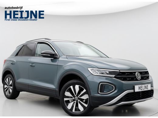 Volkswagen T-Roc TSI 115PK LIFE GOAL EDITION NAVI/CARPLAY/STOELVERWARMING FABRIEKS GARANTIE ActivLease financial lease