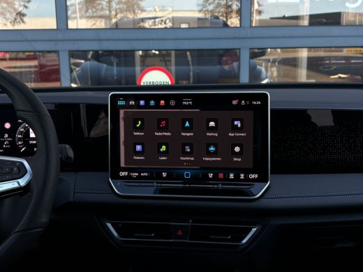 Volkswagen Tiguan R-Line Edition - eHybrid Inclusief &euro;2000,- inruilvoordeel| 'App-Connect' draadloze smartphone int... ActivLease financial lease
