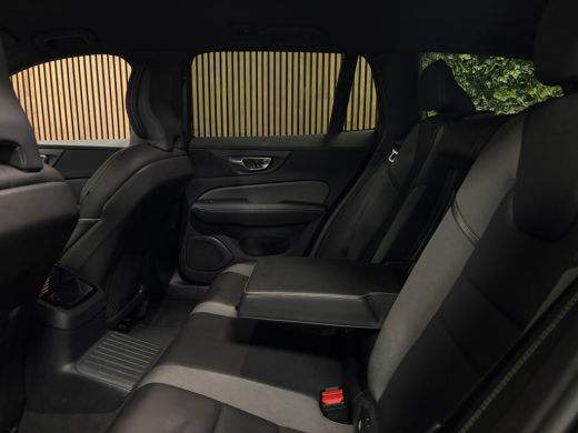 Volvo  V60 T6 AWD Recharge R-Design Adaptieve Cruise Control | Stoel en Stuurwielverwarming | Parkeercamera ... ActivLease financial lease