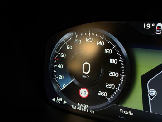 Volvo  V60 T6 AWD Recharge R-Design Adaptieve Cruise Control | Stoel en Stuurwielverwarming | Parkeercamera ... ActivLease financial lease