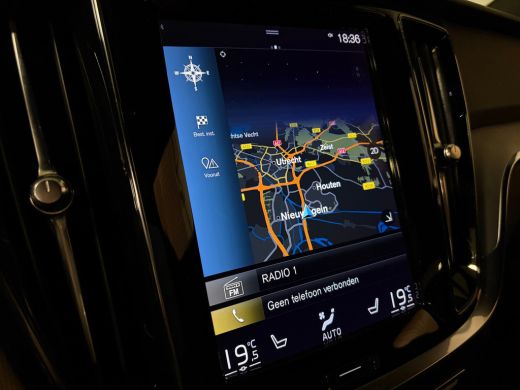 Volvo  V60 T6 AWD Recharge R-Design Adaptieve Cruise Control | Stoel en Stuurwielverwarming | Parkeercamera ... ActivLease financial lease