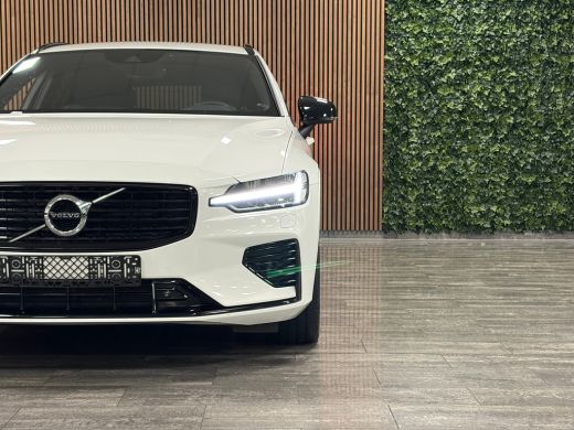 Volvo  V60 T6 AWD Recharge R-Design Trekhaak | Adaptieve Cruise Control | Stoel en Stuurwielverwarming | Par... ActivLease financial lease