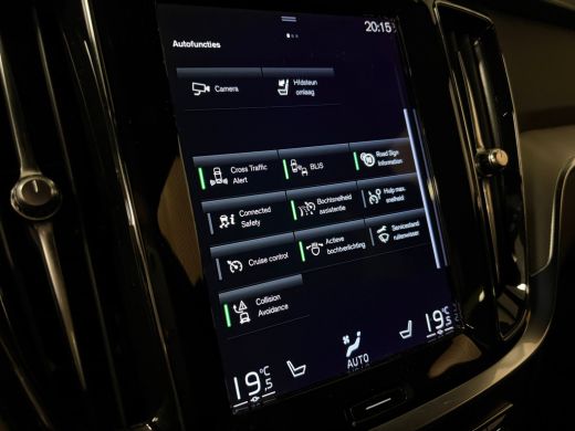 Volvo  V60 T6 AWD Recharge R-Design Trekhaak | Adaptieve Cruise Control | Stoel en Stuurwielverwarming | Par... ActivLease financial lease