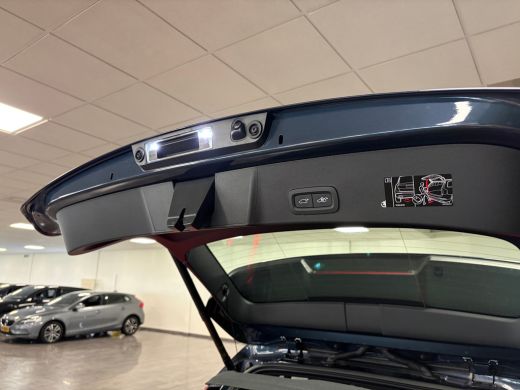 Volvo  XC40 T2 Aut. Business Pro Adaptieve Cruie Control | Dealer onderhouden | BLIS Dode Hoek Detectie | Par... ActivLease financial lease