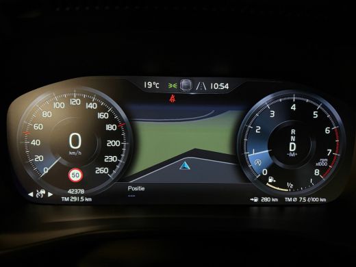 Volvo  XC40 T2 Aut. Business Pro Adaptieve Cruie Control | Dealer onderhouden | BLIS Dode Hoek Detectie | Par... ActivLease financial lease