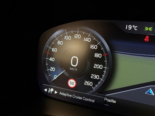 Volvo  XC40 T2 Aut. Business Pro Adaptieve Cruie Control | Dealer onderhouden | BLIS Dode Hoek Detectie | Par... ActivLease financial lease