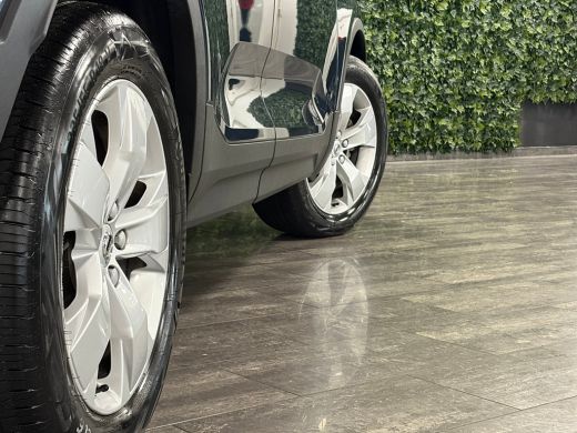 Volvo  XC40 T2 Aut. Business Pro Adaptieve Cruie Control | Dealer onderhouden | BLIS Dode Hoek Detectie | Par... ActivLease financial lease