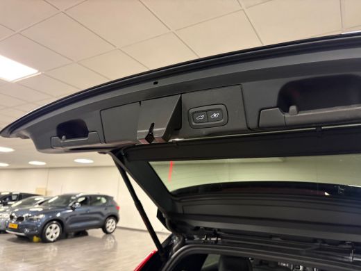 Volvo  XC60 T6 AWD Recharge Plus Dark 360&deg; Camera | Harman Kardon | All Season Banden | Adaptieve Cruise Cont... ActivLease financial lease