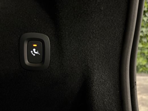 Volvo  XC60 T6 AWD Recharge Plus Dark Trekhaak | 360&deg; Camera | Michelin all Season banden | Adaptieve Cruise ... ActivLease financial lease