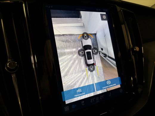 Volvo  XC60 T6 AWD Recharge Plus Dark Trekhaak | 360&deg; Camera | Michelin all Season banden | Adaptieve Cruise ... ActivLease financial lease