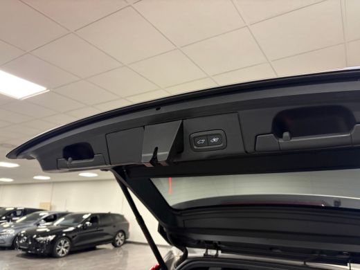 Volvo  XC60 T6 AWD Recharge Ultra Bright 360&deg; Camera | Michelin Cross Climate banden | Head-Up Display | Harm... ActivLease financial lease