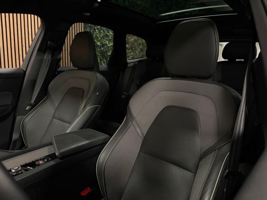 Volvo  XC60 T6 AWD Recharge Ultra Bright 360&deg; Camera | Michelin Cross Climate banden | Head-Up Display | Harm... ActivLease financial lease