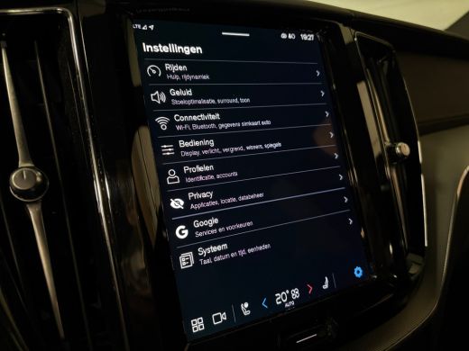 Volvo  XC60 T6 AWD Recharge Ultra Bright 360&deg; Camera | Michelin Cross Climate banden | Head-Up Display | Harm... ActivLease financial lease