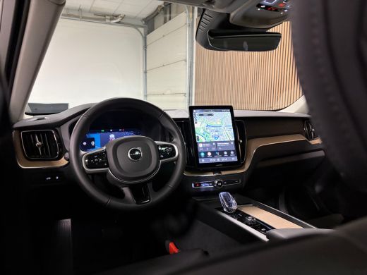 Volvo  XC60 T6 AWD Recharge Ultra Dark MY26 | Trekhaak | All Season banden | 360 Camera | Head-Up Display | H... ActivLease financial lease