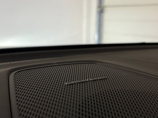 Volvo  XC60 T6 AWD Recharge Ultra Dark MY26 | Trekhaak | All Season banden | 360 Camera | Head-Up Display | H... ActivLease financial lease