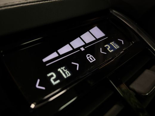 Volvo  XC90 T8 AWD Recharge Inscription Stoelventilatie | 360&deg; Camera | Head-Up Display | Harman Kardon | Sch... ActivLease financial lease