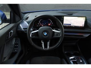 BMW 1 Serie 120 M Sport Automaat / Sportstoelen / Achteruitrijcamera / M Adaptief onderstel / Stoelverwarming