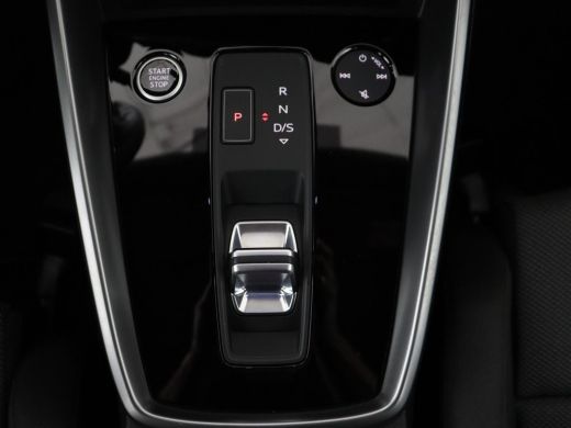 Audi A3 40 TFSIe Advanced edition | Sportstoelen | Carplay | Virtual Cockpit | Navigatie | Full LED | Par... ActivLease financial lease