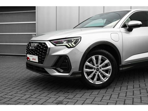 Audi Q3 45 TFSI e S Edition 245PK | Camera achter | Stoelverw. voor | Comfort sleutel | Matrix LED Koplampen ActivLease financial lease