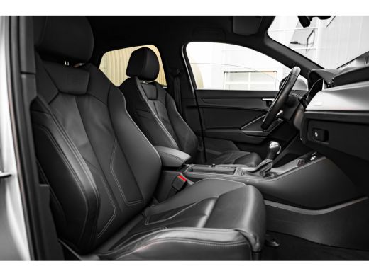 Audi Q3 45 TFSI e S Edition 245PK | Camera achter | Stoelverw. voor | Comfort sleutel | Matrix LED Koplampen ActivLease financial lease