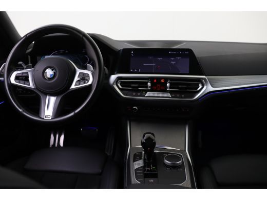 BMW 3 Serie Touring 318i M Sport Automaat / Sportstoelen / M Sportonderstel / LED / Live Cockpit Professional... ActivLease financial lease