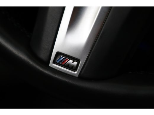 BMW 3 Serie Touring 318i M Sport Automaat / Sportstoelen / M Sportonderstel / LED / Live Cockpit Professional... ActivLease financial lease