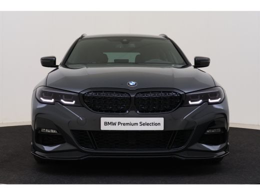 BMW 3 Serie Touring 318i M Sport Automaat / Sportstoelen / M Sportonderstel / LED / Live Cockpit Professional... ActivLease financial lease