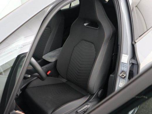 CUPRA Born Adrenaline One 62 kWh | Stoelverwarming | Adaptive cruise | Camera | Carplay | Sfeerverlichting |... ActivLease financial lease