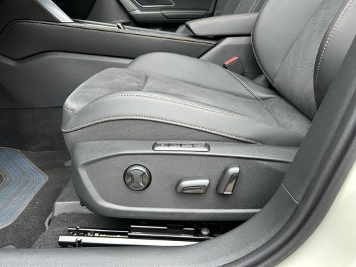 CUPRA Leon Sportstourer VZ Performance 1.5 TSI e-Hybrid 200 kW / 272 PK Stationwagen 6 versn. DSG ActivLease financial lease