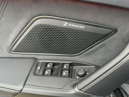 CUPRA Leon Sportstourer VZ Performance 1.5 TSI e-Hybrid 200 kW / 272 PK Stationwagen 6 versn. DSG ActivLease financial lease