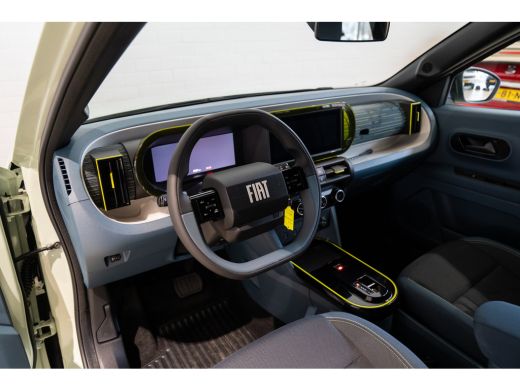 Fiat Grande Panda 1.2 Hybrid ICON | 8 Jaar Garantie! | Apple Carplay & Android Auto | Parkeersensoren | Airco | Cru... ActivLease financial lease