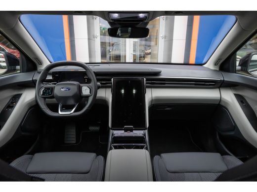 Ford Explorer Extended Range RWD 77 kWh | 360&deg; camera | Driver assistance pack | Elektrisch bedienbare achterkl... ActivLease financial lease