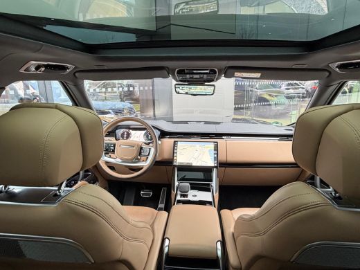 Land Rover Range Rover P550e Autobiography | Vierwielsturing | Lederen hemel | Koelbox | El. trekhaak | Meridian Signatu... ActivLease financial lease