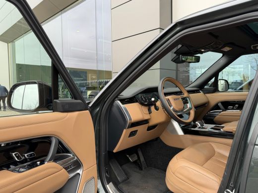 Land Rover Range Rover P550e Autobiography | Vierwielsturing | Lederen hemel | Koelbox | El. trekhaak | Meridian Signatu... ActivLease financial lease