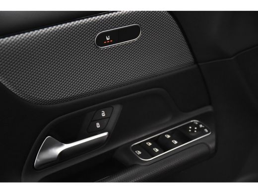 Mercedes-Benz GLB 180 *1ste eigenaar*Panoramadak*Stoelverwarming*Carplay* ActivLease financial lease