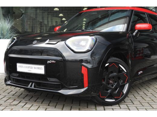Mini Aceman E / John Cooper Works / Pakket M / 19" JCW Strive Spoke 2-tone met sportbanden ActivLease financial lease